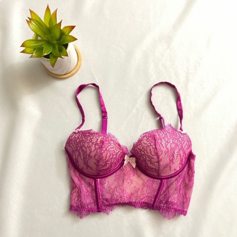 Victoria’s Secret very sexy Demi bra